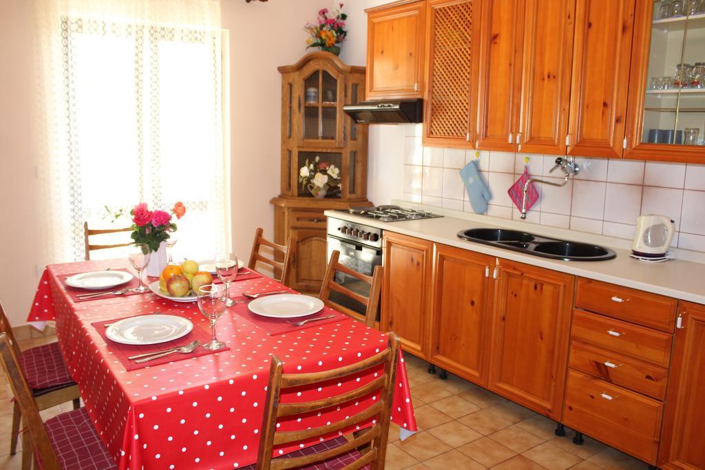 Apartments Stari Sibenik Grebaštica الغرفة الصورة