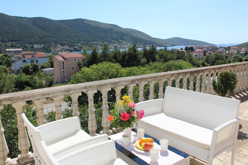 Apartments Stari Sibenik Grebaštica الغرفة الصورة